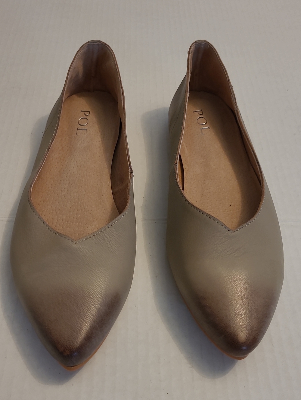 POL Women's Taupe Metallic Ombre Pointed Flats